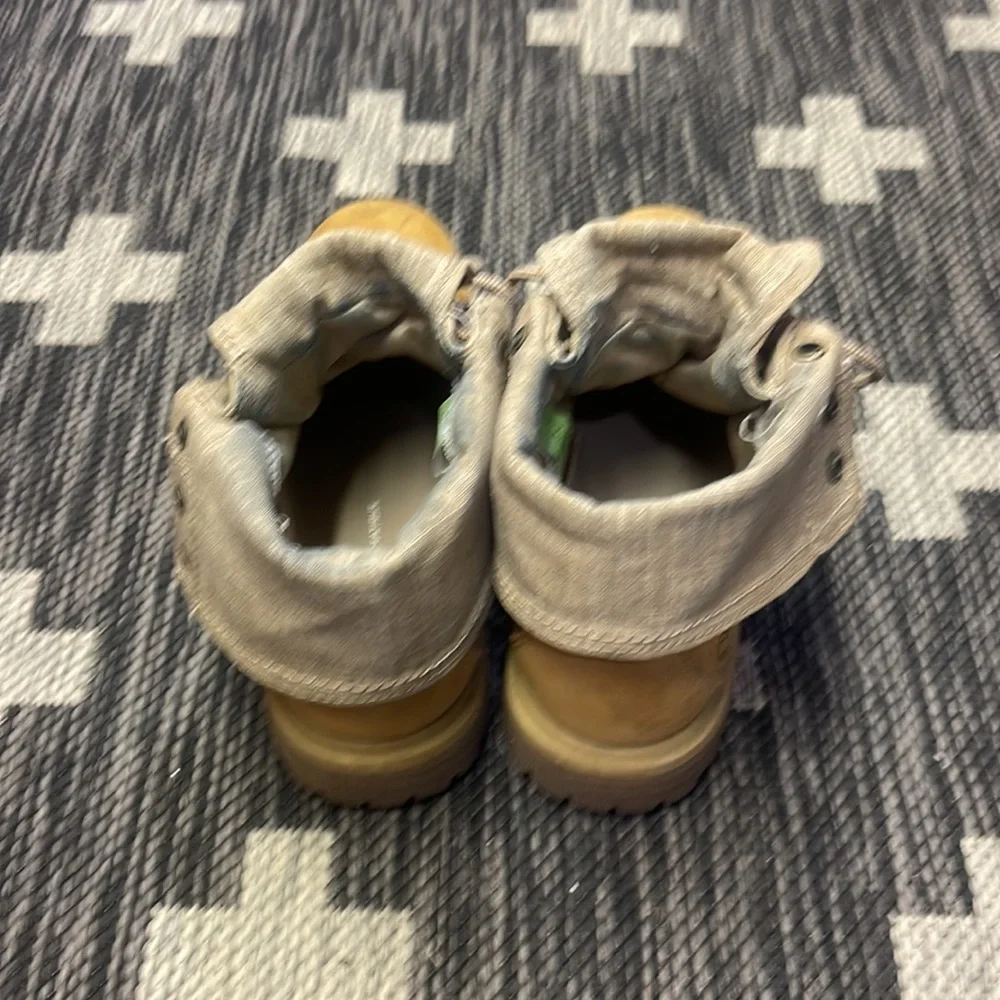 Timberland Size 7 Boots Women’s - Picture 3 of 6